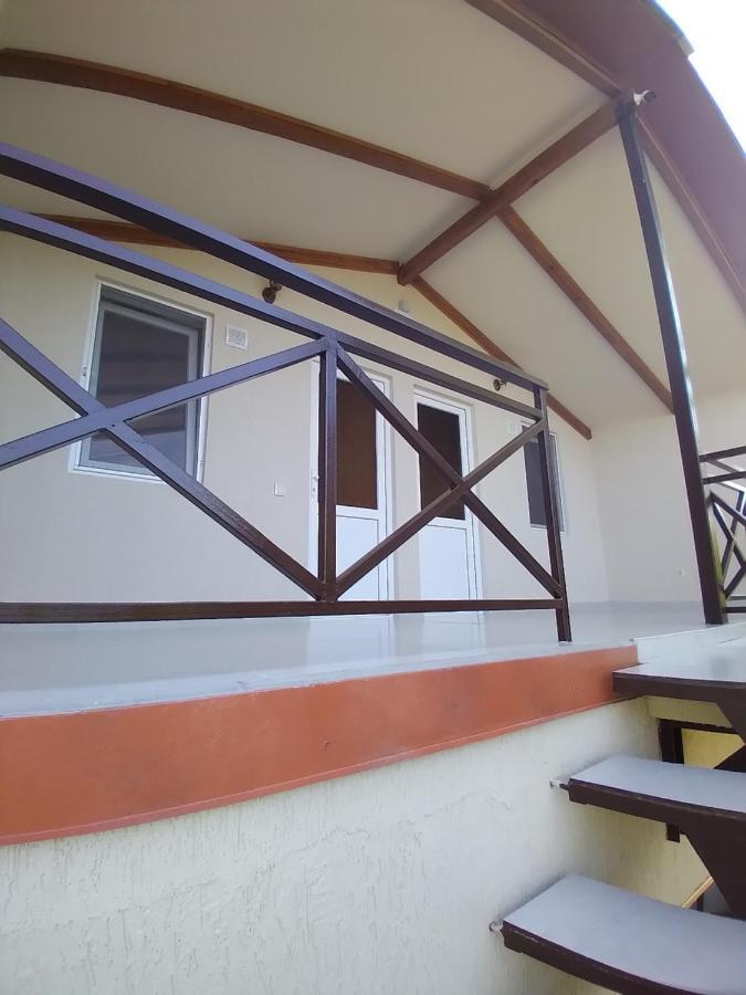 Апарт-Отель "У Речки" Kuchkisabano Exterior photo